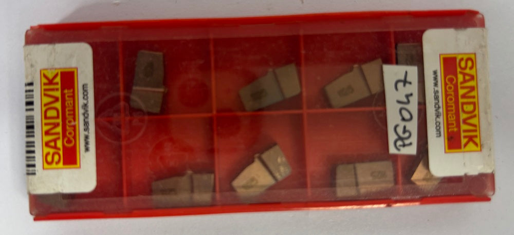 Sandvik 880-06 04 W10H-P-GR 4024